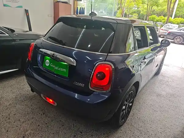 MINI 2017