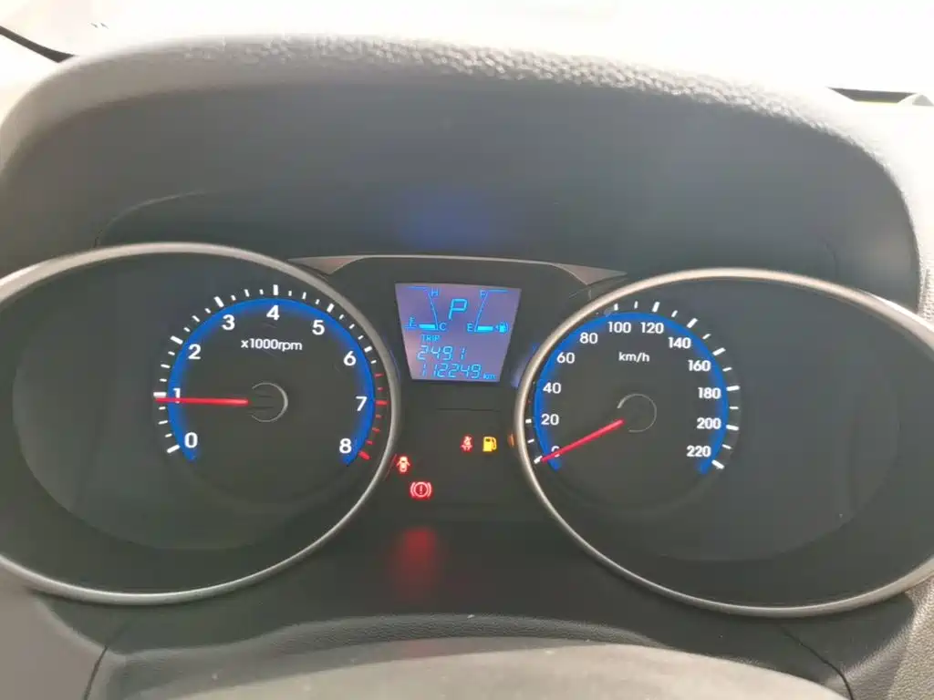 Hyundai ix35 2015 — фото 12