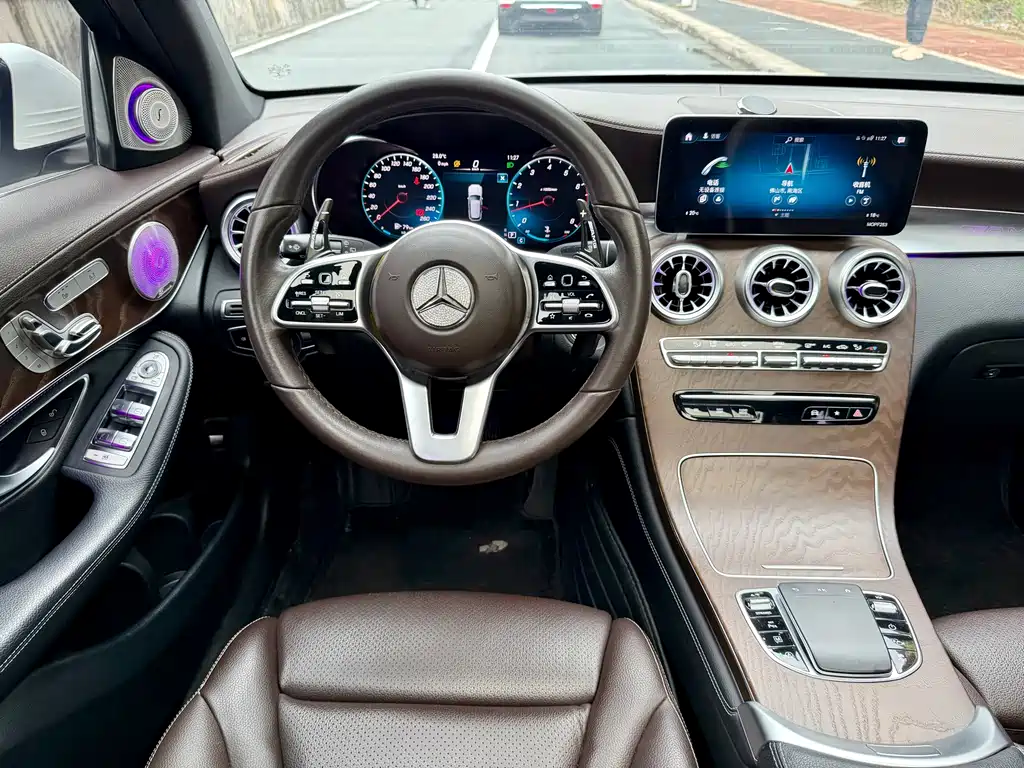 Mercedes-Benz GLC 2020 — фото 28