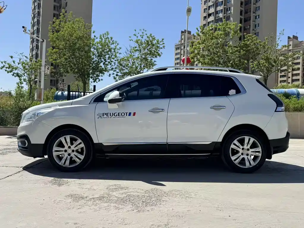 Peugeot 3008 2017 — фото 10