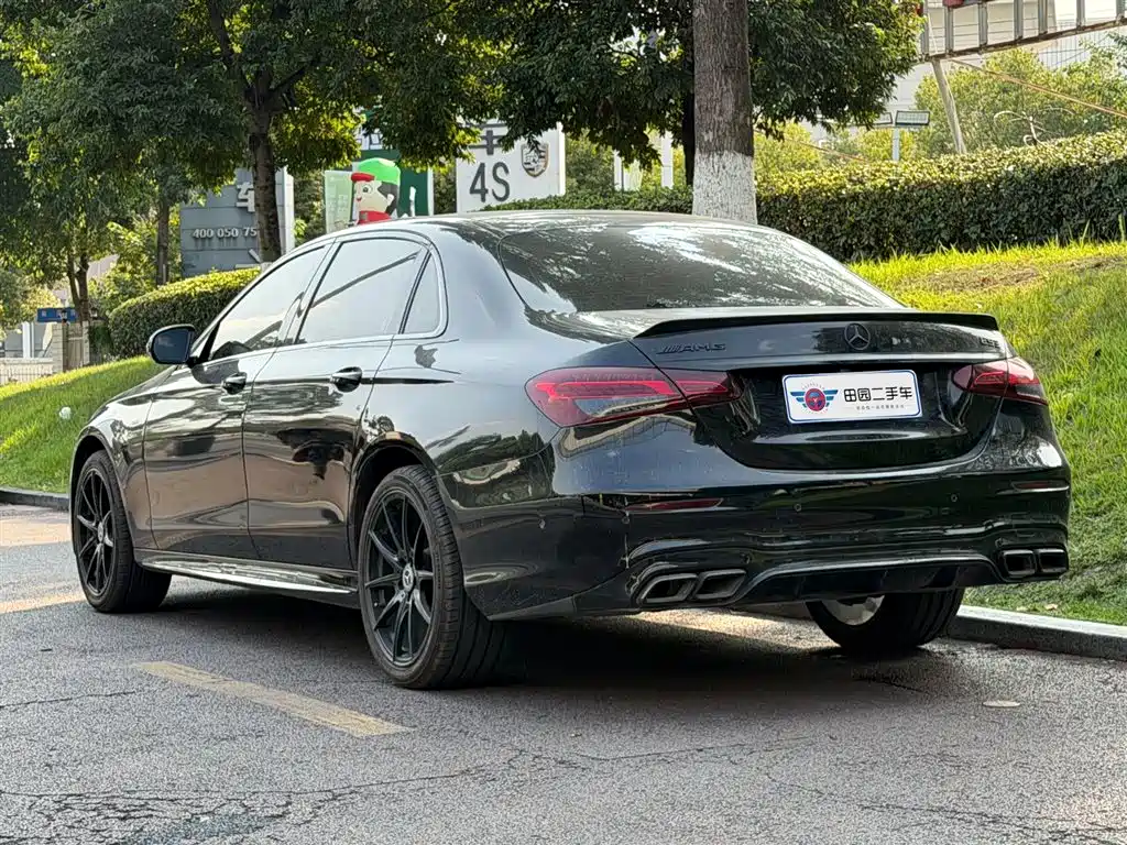 Mercedes-Benz E-Class 2021