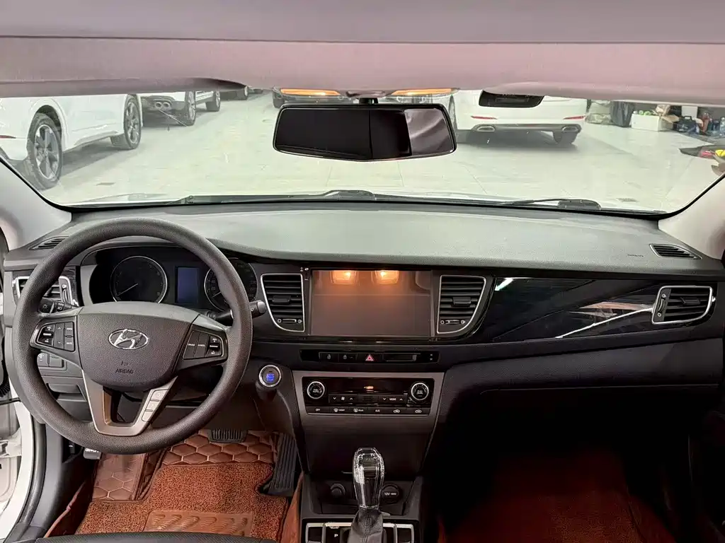 Hyundai Mistra 2016 — фото 6