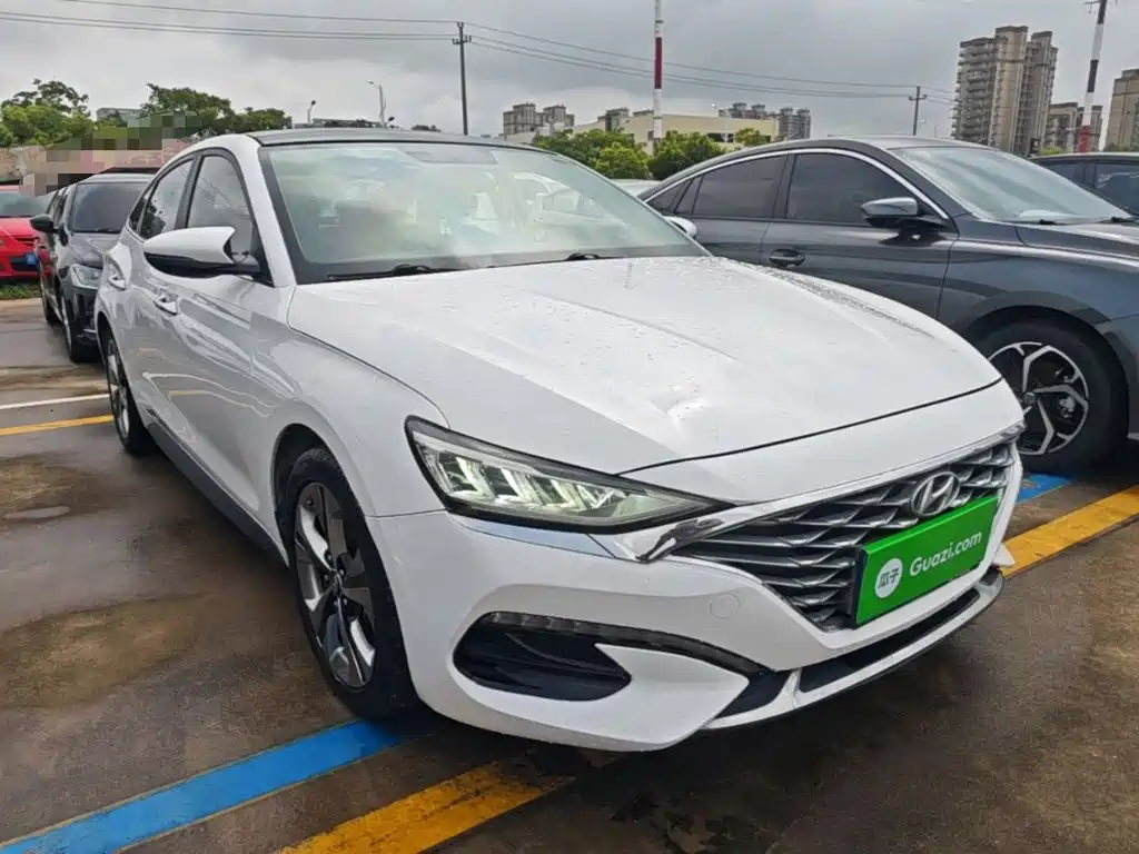Hyundai Festa 2020 — фото 4
