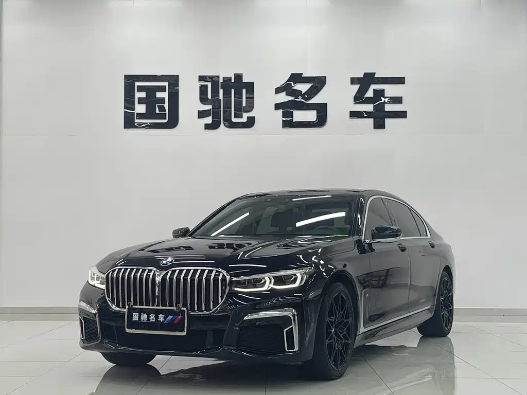 BMW 7 Series 2020 — фото 1