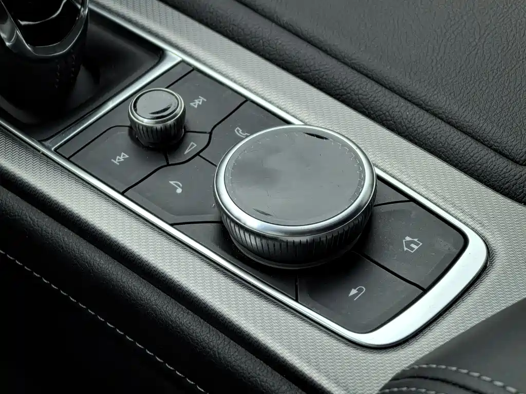 Cadillac CT5 2022 — фото 15