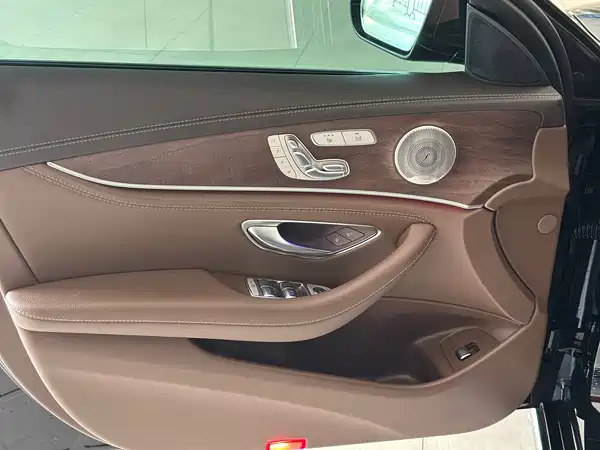 Mercedes-Benz E-Class 2023