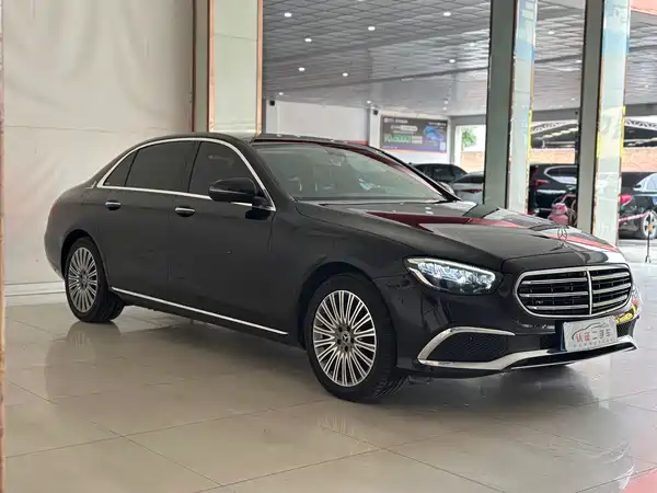Mercedes-Benz E-Class 2023