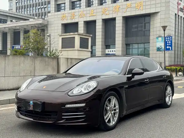 Porsche Panamera 2014