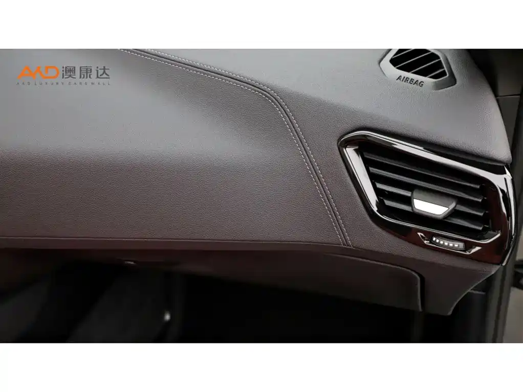 BMW Z4 2021 — фото 9