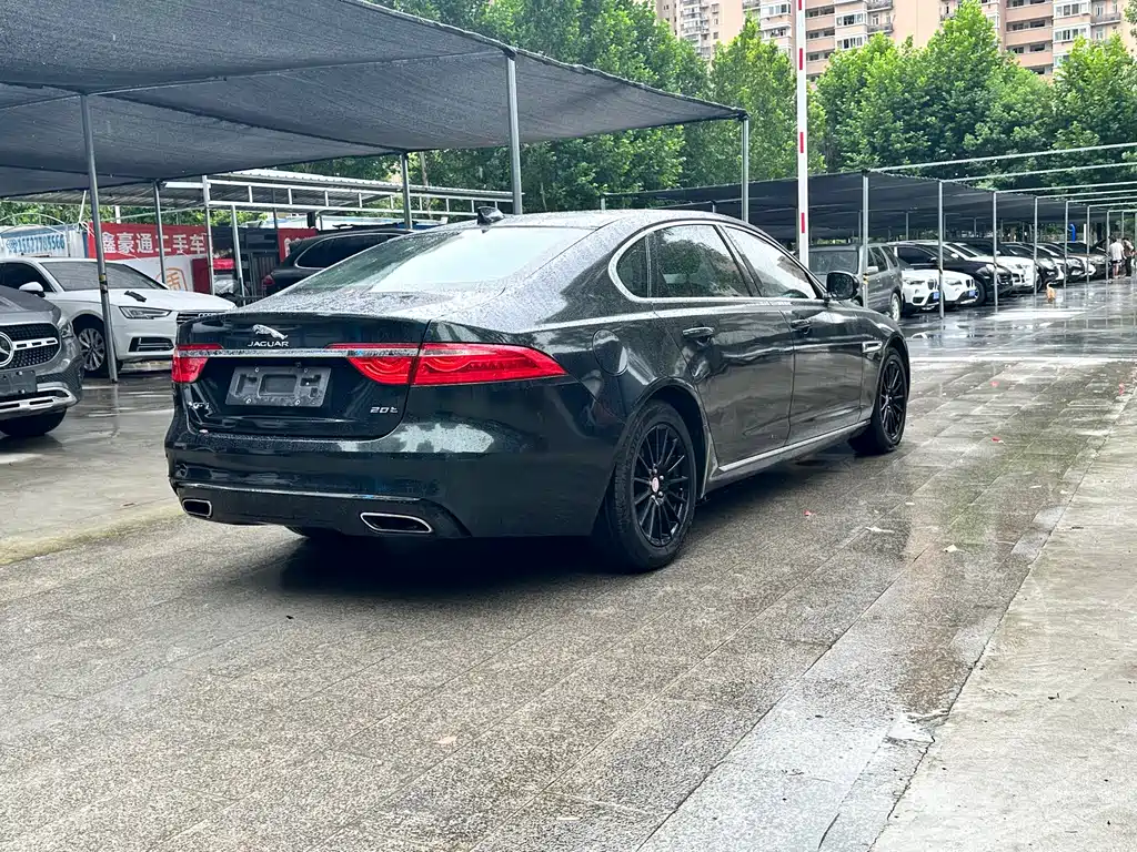 Jaguar XFL 2018