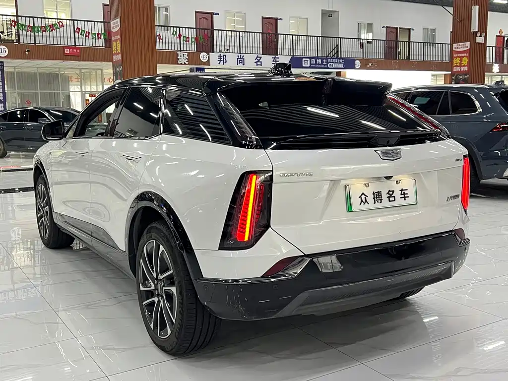 Cadillac IQ Aoge 2024 — фото 3