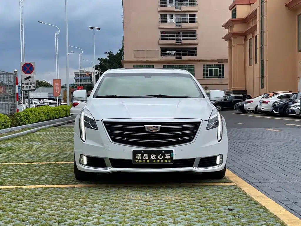 Cadillac XTS 2019 — фото 2