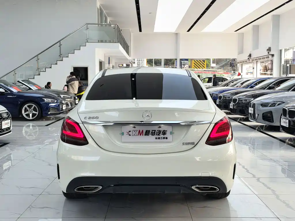 Mercedes-Benz C-Class 2020 — фото 15