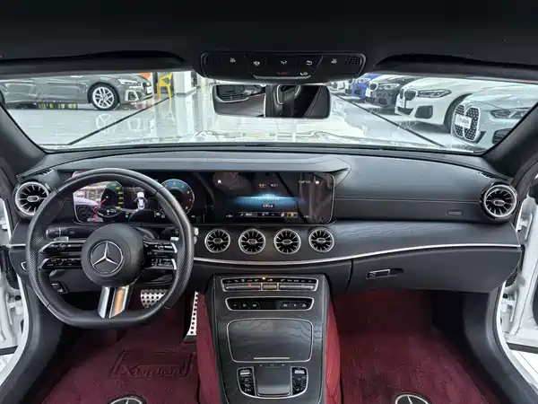 Mercedes-Benz E-Class 2023