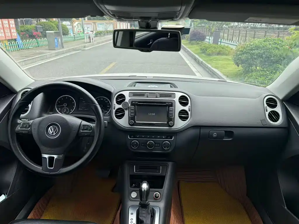 Volkswagen Tiguan 2016 — фото 10