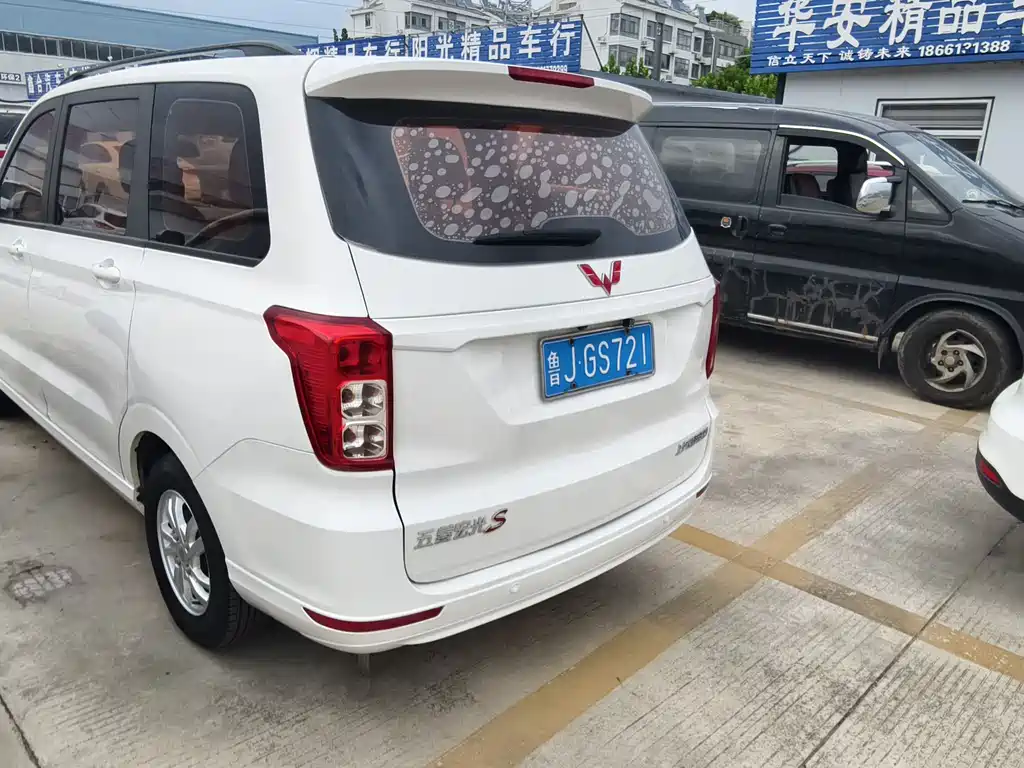 Wuling Hongguang 2018 — фото 6