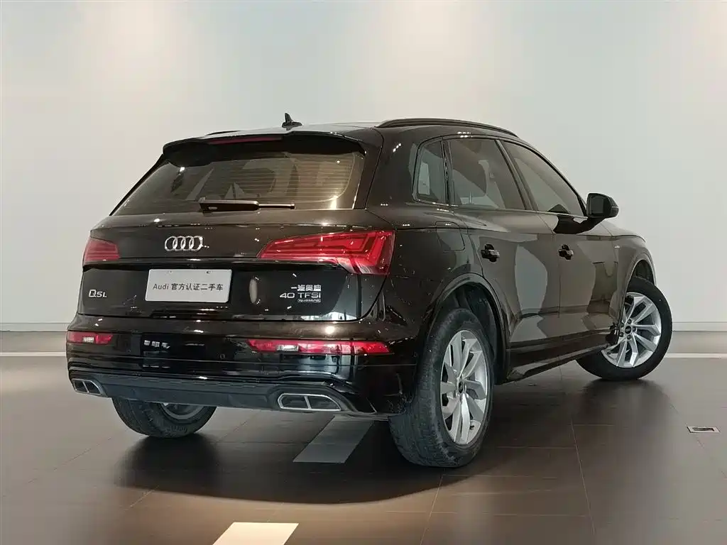 Audi Q5L 2023 — фото 4
