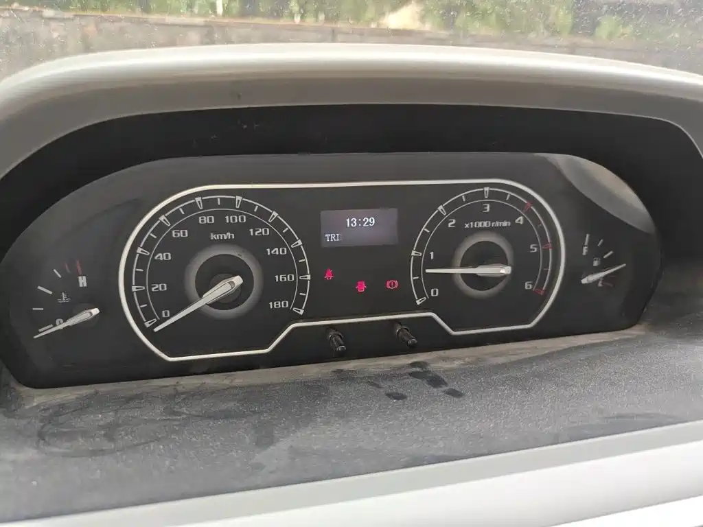 Maxus V80 2022