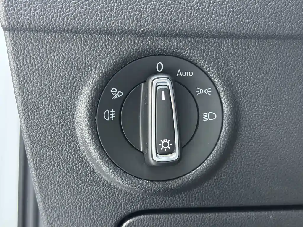 Volkswagen Tiguan L 2022 — фото 13