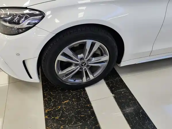 Mercedes-Benz C-Class 2019