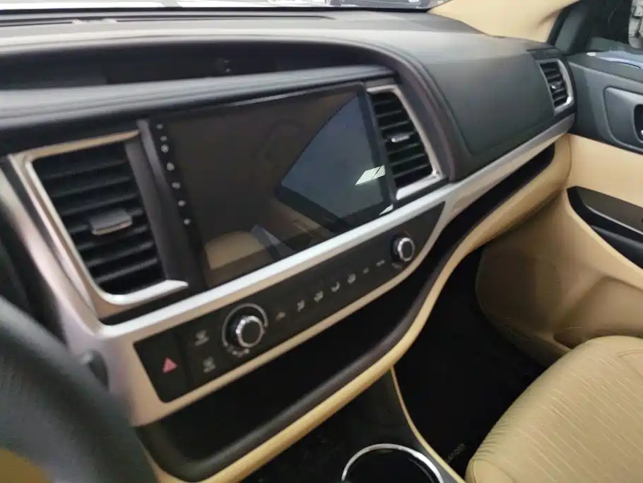 Toyota Highlander 2019 — фото 13