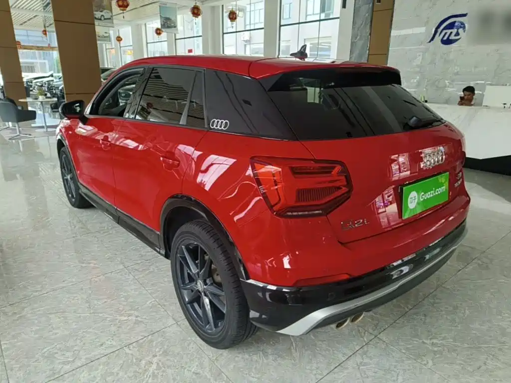 Audi Q2L 2021