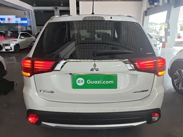 Mitsubishi Outlander 2017