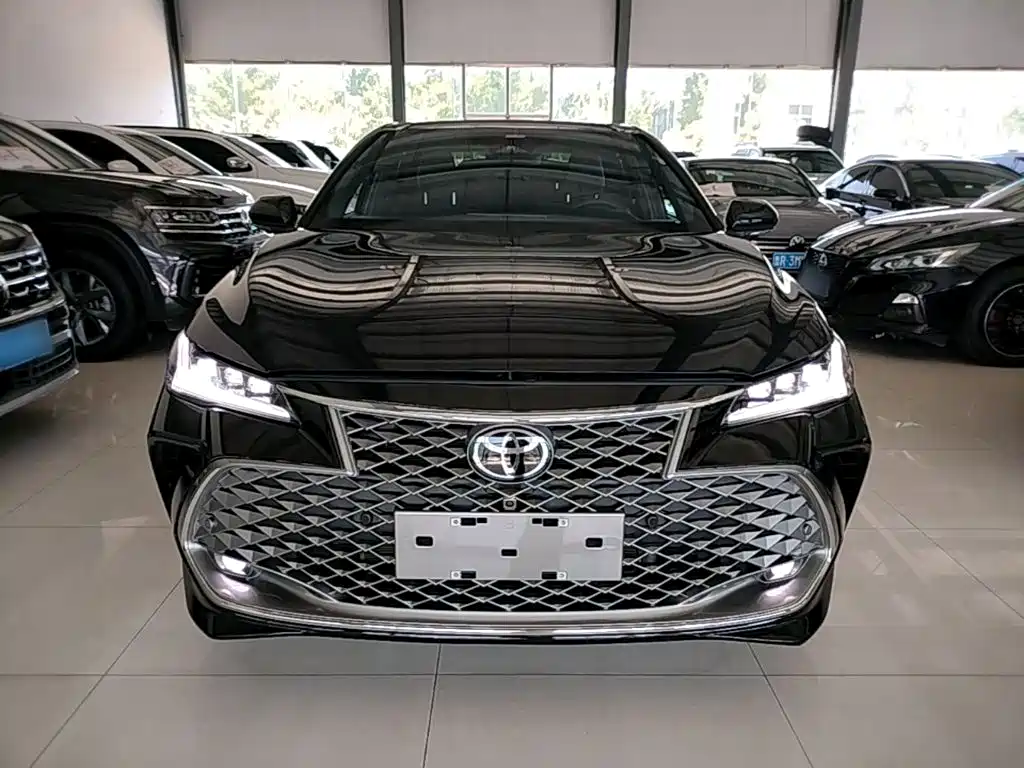 Toyota Avalon 2025