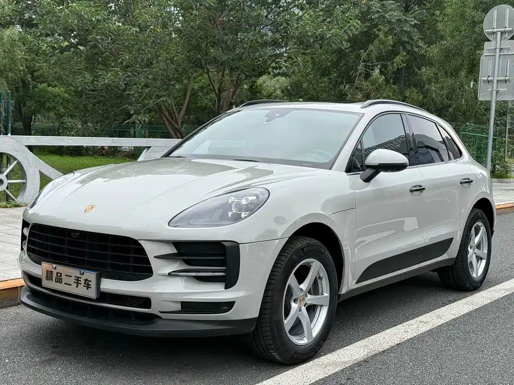 Porsche Macan 2021 — фото 1