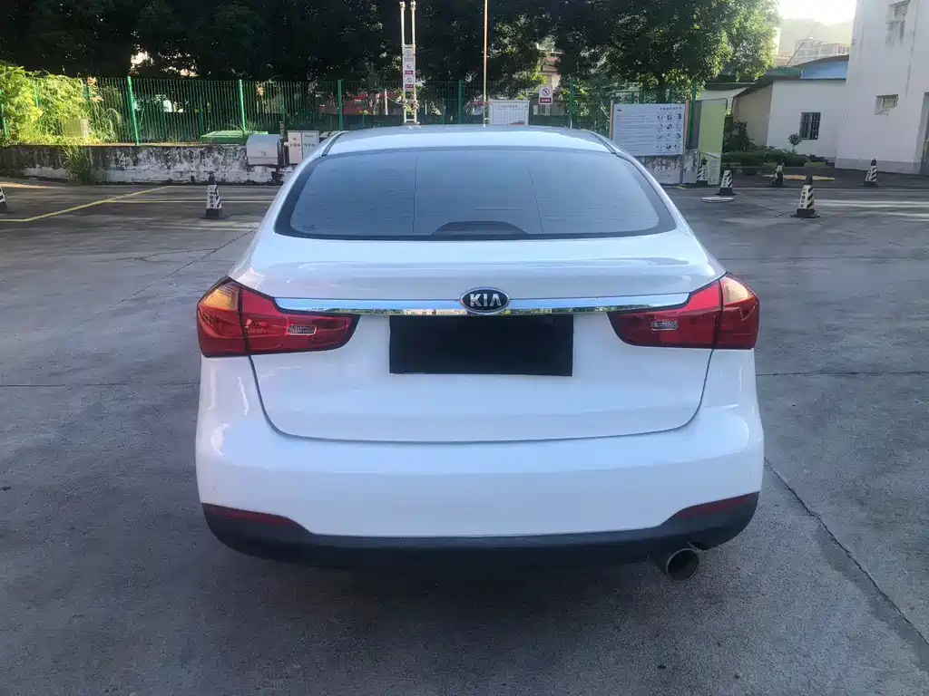 Kia K3 2013
