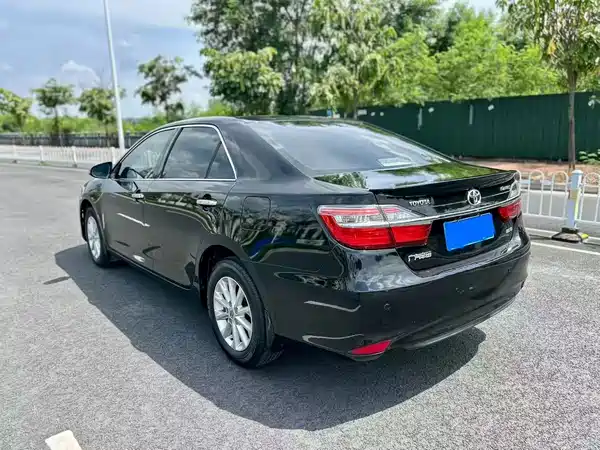Toyota Camry 2016