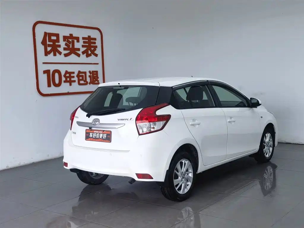 Toyota Yaris L 2015