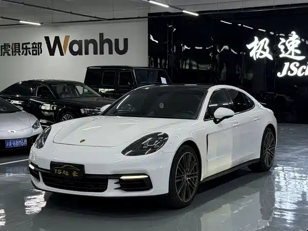 Porsche Panamera 2018