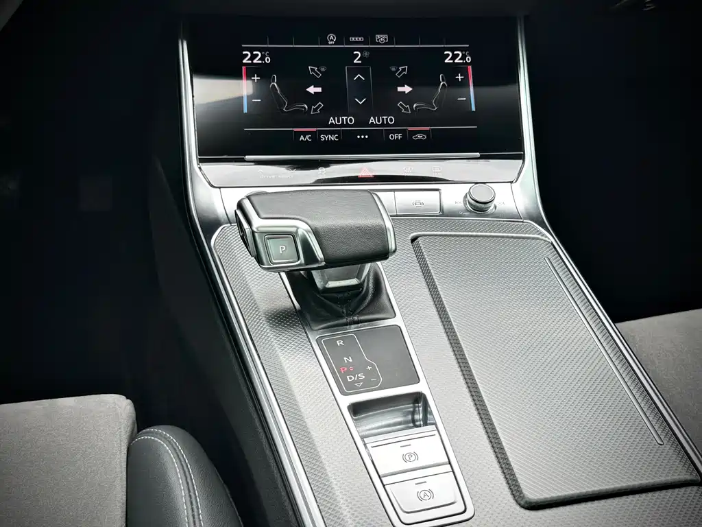 Audi A6L 2023 — фото 16