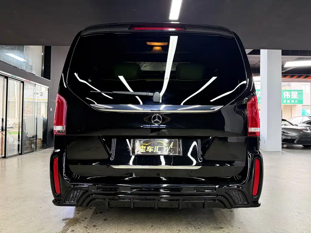 Mercedes-Benz V-Class 2020 — фото 14