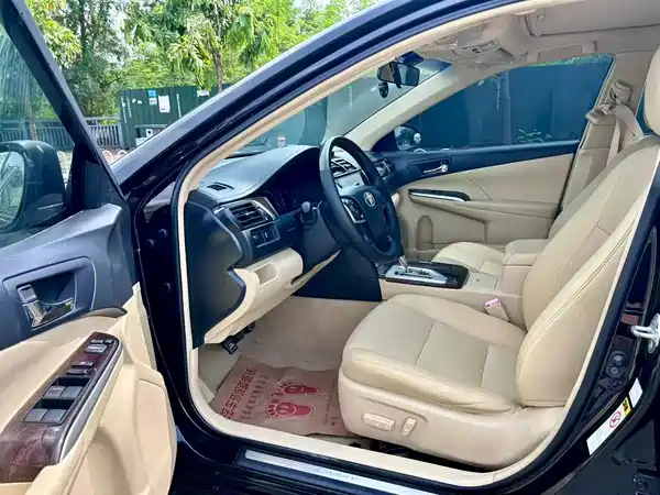 Toyota Camry 2016
