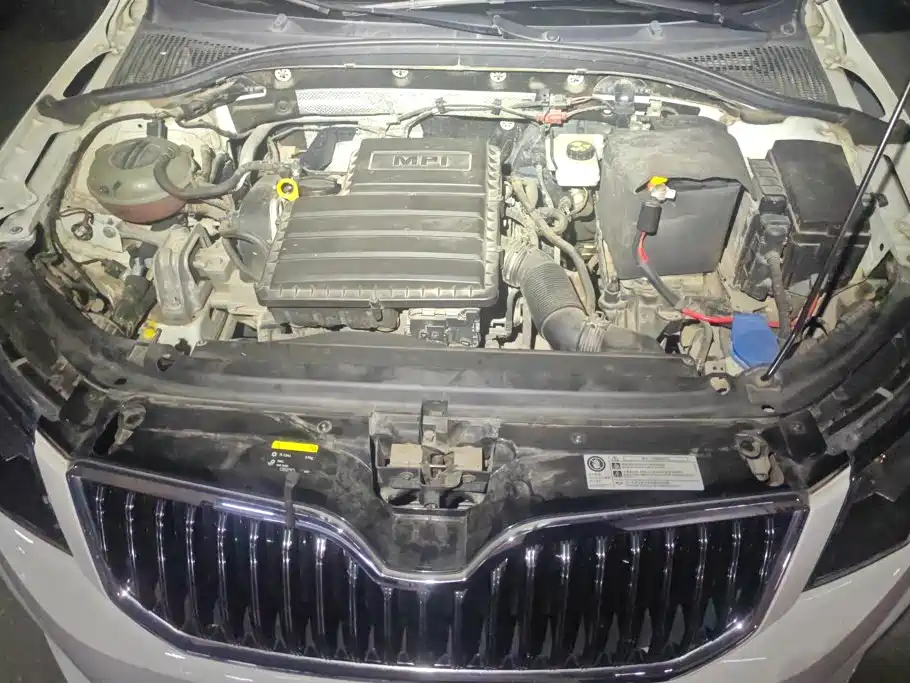 Skoda Octavia 2016 — фото 10