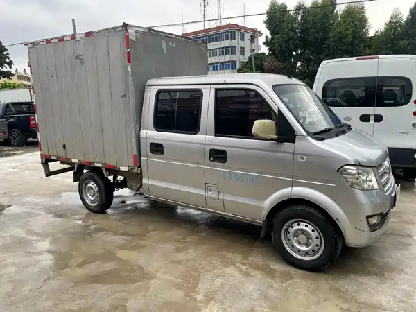 Dongfeng Xiaokang C32 2018