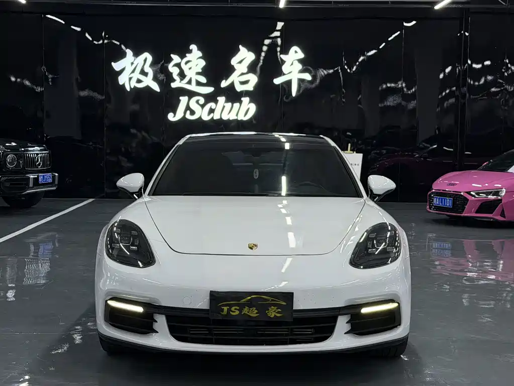 Porsche Panamera 2018 — фото 2
