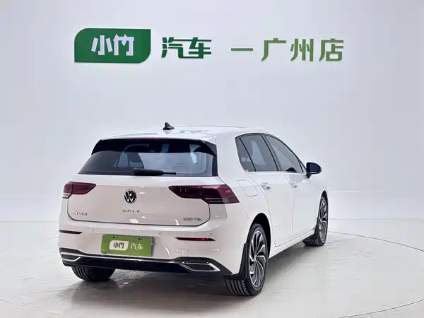 Volkswagen Golf 2023