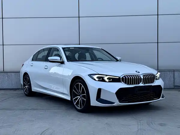 BMW 3 Series 2023