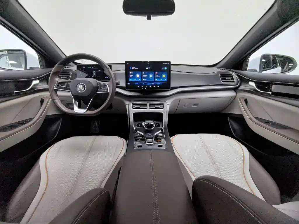 BYD Qin PLUS 2023 — фото 5