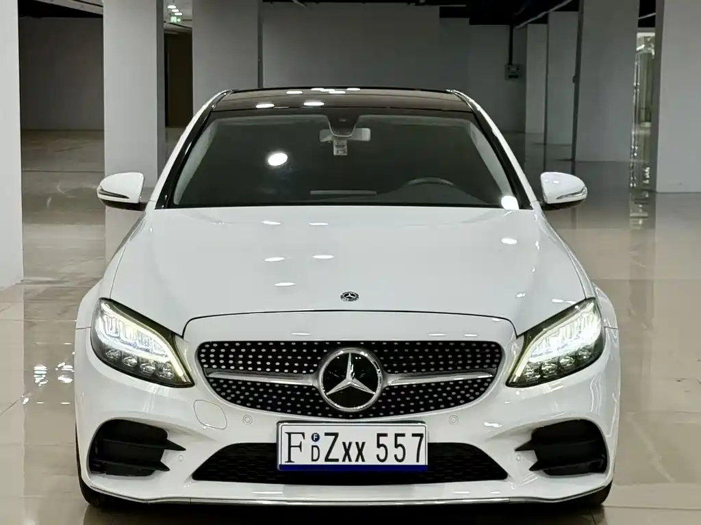 Mercedes-Benz C-Class 2018 — фото 2
