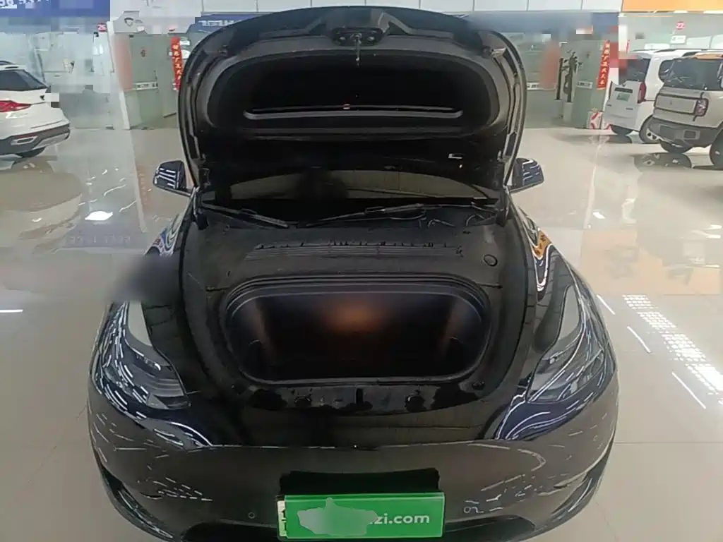 Tesla Model Y 2023 — фото 20