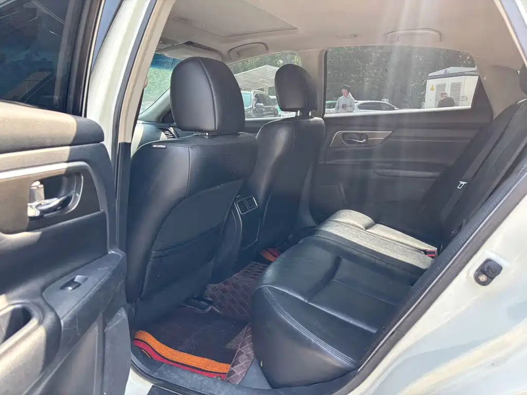 Nissan Teana 2015