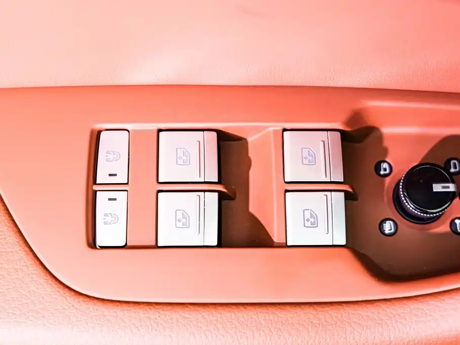Audi A6L 2025 — фото 15