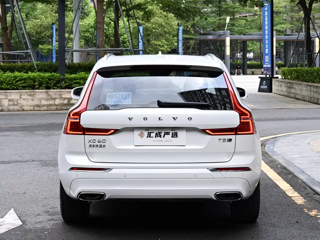 Volvo XC60 2020 — фото 4