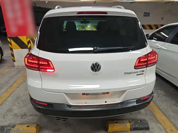 Volkswagen Tiguan 2015