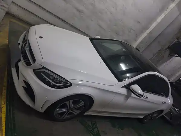Mercedes-Benz C-Class 2021
