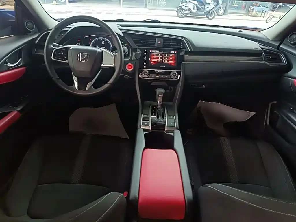 Honda Civic 2020 — фото 10